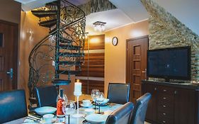 APARTAMENT PIOTR i PAWEŁ 8 os KRYNICA MORSKA DELUXE 2 poziomy